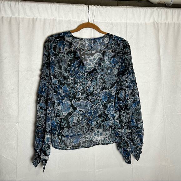 NWT The Kooples 100% Silk Blue Paisley Print V Neck Button Front Blouse Size 2 - Picture 2 of 8